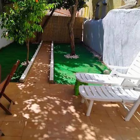 דירה My Little Garden *